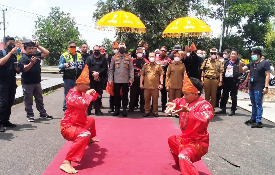 President Harley Davidson Club Kunjungi Mukomuko