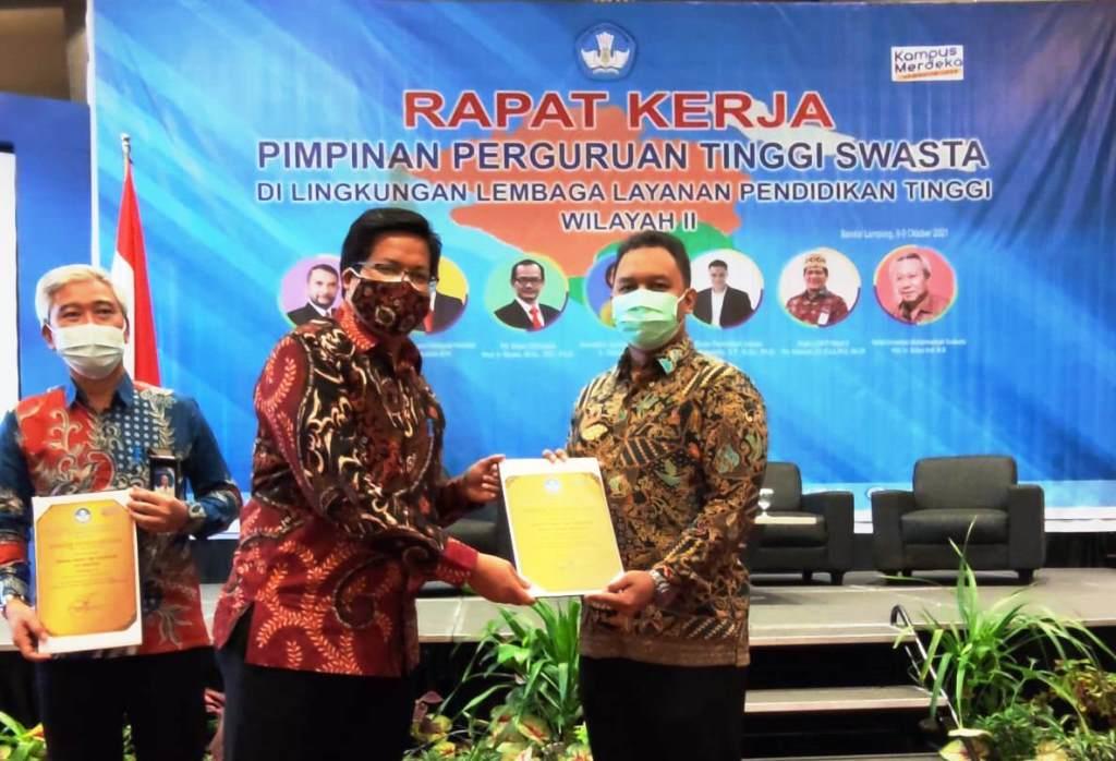 STIKES Bhakti Husada Bengkulu Raih Penghargaan dari LLDIKTI Wilayah II