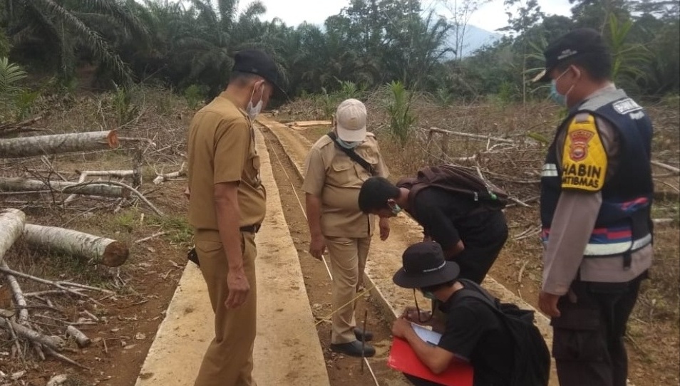 Pemdes Senali Laksanakan Monev Pembangunan Tahap II