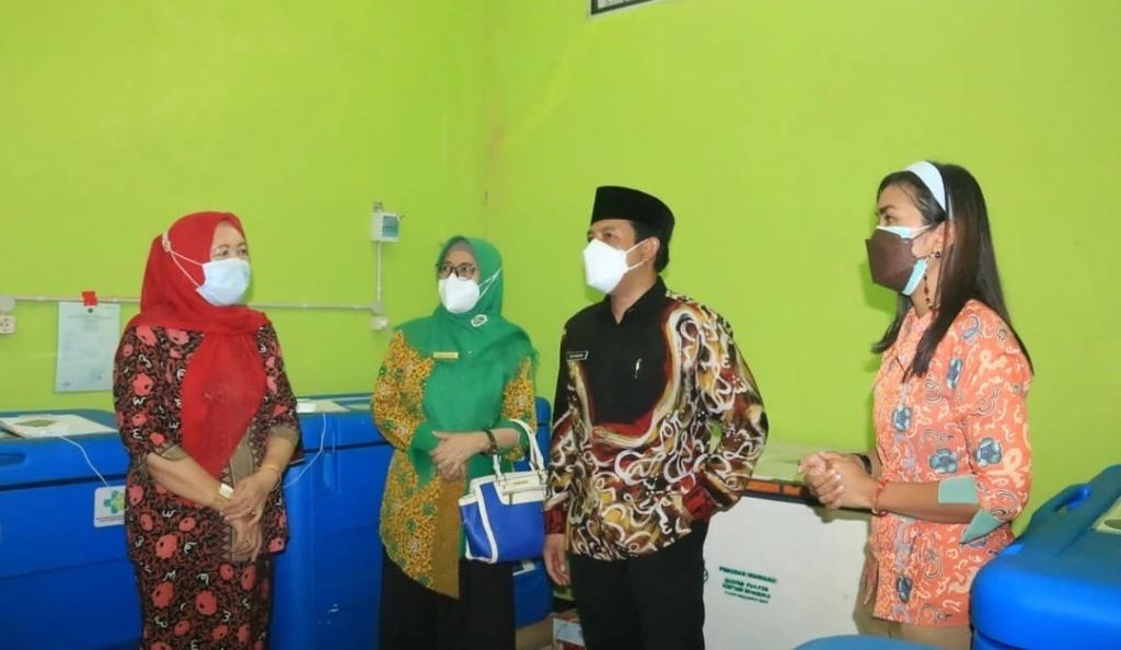 Wawali Dedy Wahyudi Tinjau Stok Vaksin