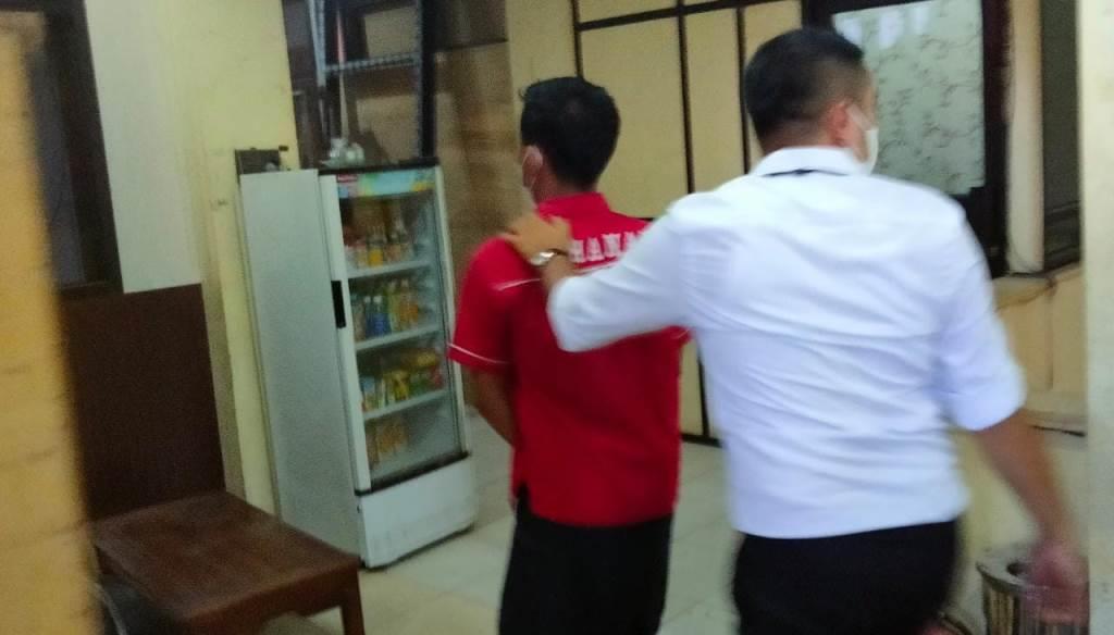 Sebar Video Call dengan Perempuan Sedang Mandi, Pria Ini Ditangkap Polisi