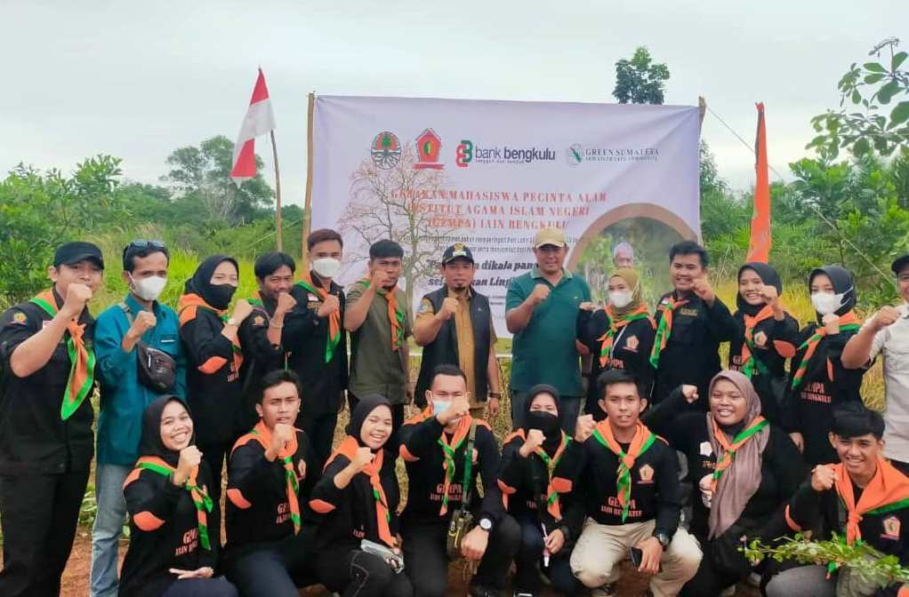 Dua Dekade GEMPA IAIN Bengkulu Gelar Penanaman Pohon