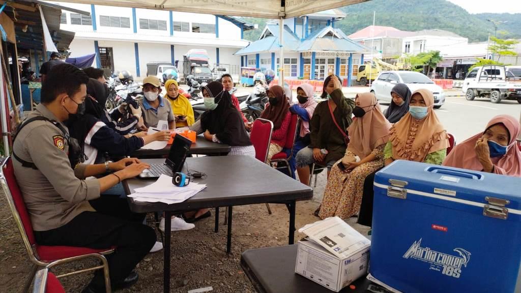Mudahkan Masyarakat, Polres Lebong Buka Gerai Vaksin di Pos Lantas