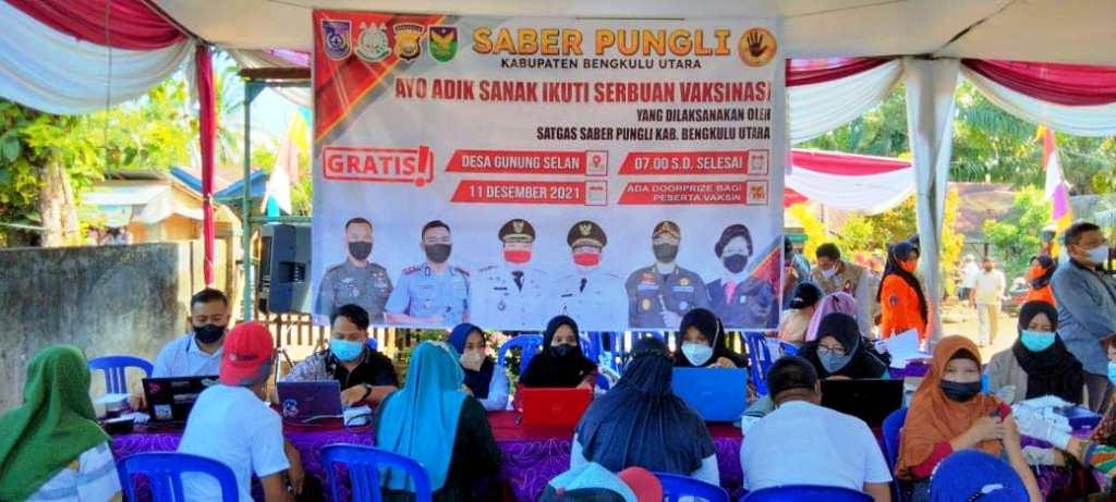 Serbuan Vaksinasi Satgas Saber Pungli BU Disambut Antusiasme Warga