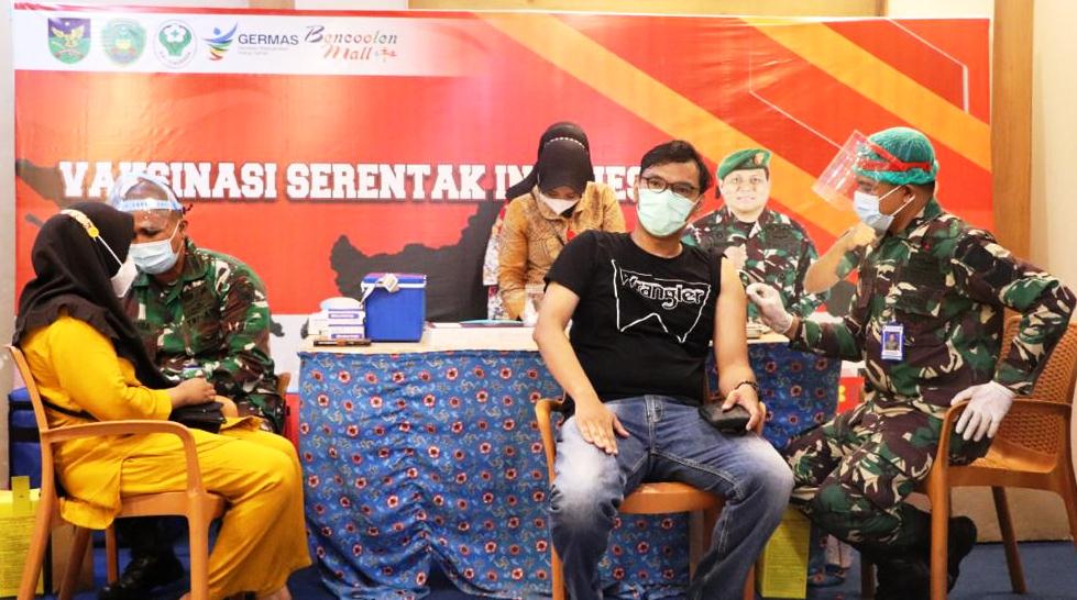 Genjot Vaksinasi, Korem 041/Gamas Bengkulu Buka Gerai di Bencoolen Mall
