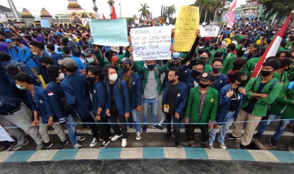 Kasus Ketenagakerjaan di Indonesia; Apakah UU Ketenagakerjaan Sudah Efektif?