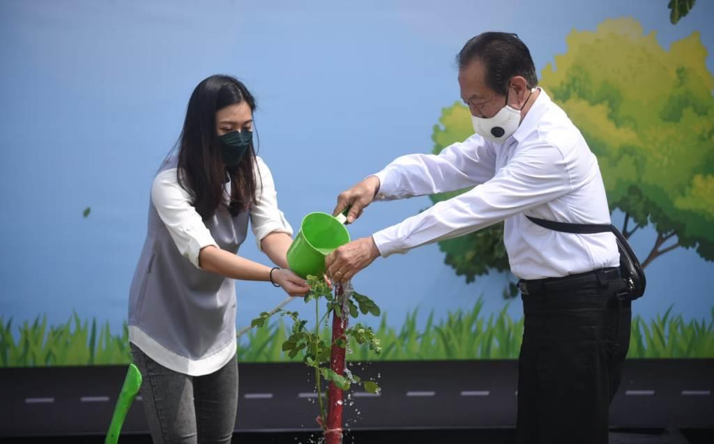 Djarum Trees for Life Hijaukan Tol Trans Sumatera