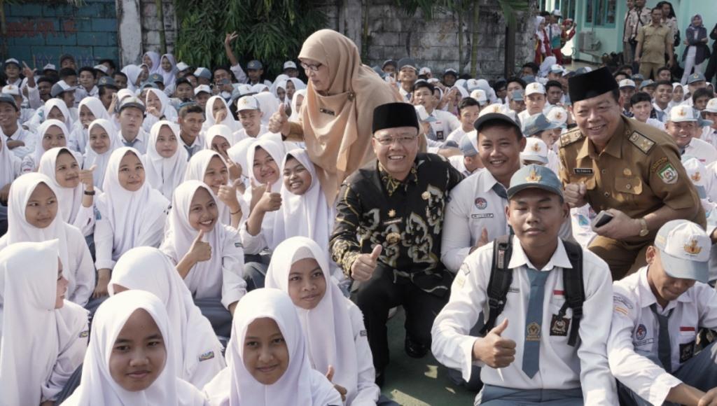 Rohidin Keluarkan Surat Edaran Bebas SPP Tingkat SMA