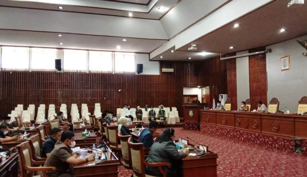 Rapat Paripurna ke-11, Seluruh Fraksi DPRD Provinsi Bengkulu Setuju Pendapat Gubernur