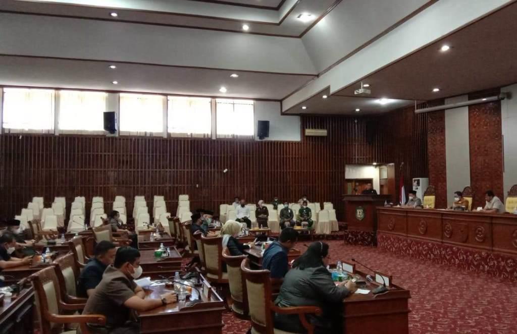 Bapemperda DPRD Provinsi Bengkulu Sampaikan Raperda Keolahragaan