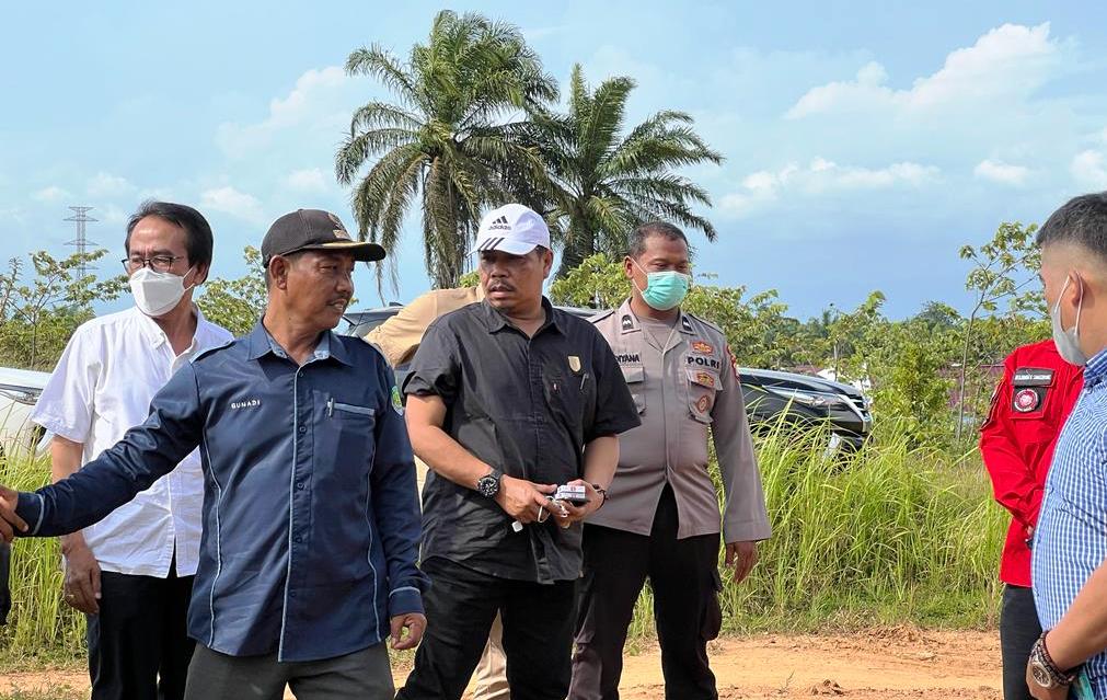 Tinjau Makam Longsor, Ini Temuan Anggota DPRD Provinsi Bengkulu