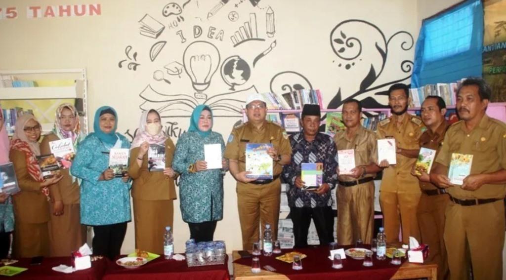 Motivasi dan Pembinaan, DPK Provinsi Bengkulu Kunjugi Perpustakaan Desa Cakrawala