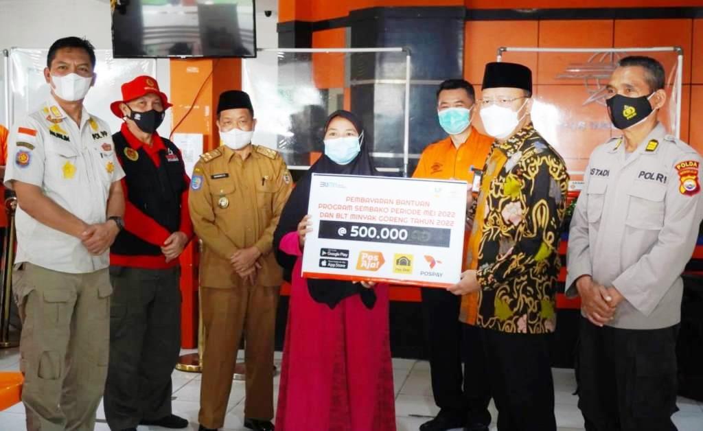 Gubernur Pastikan Penyaluran Bantuan Program Sembako Tepat Sasaran