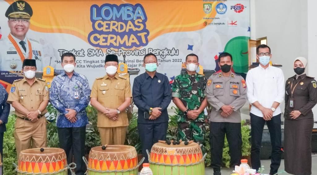 Hadiri Pembukaan LCC SMA, Sumardi Minta Ajang Kompetisi antar Pelajar Diperbanyak