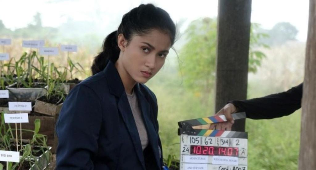 Film KKN di Desa Penari Sedang Trending, Ada Adegan Panasnya