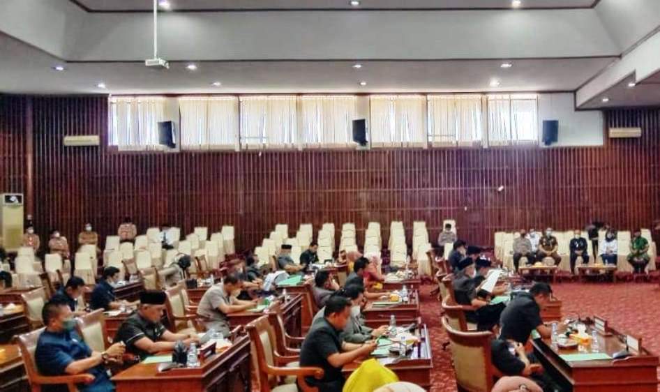 Seluruh Fraksi DPRD Provinsi Bengkulu Setujui Raperda Pertanggungjawaban APBD 2021