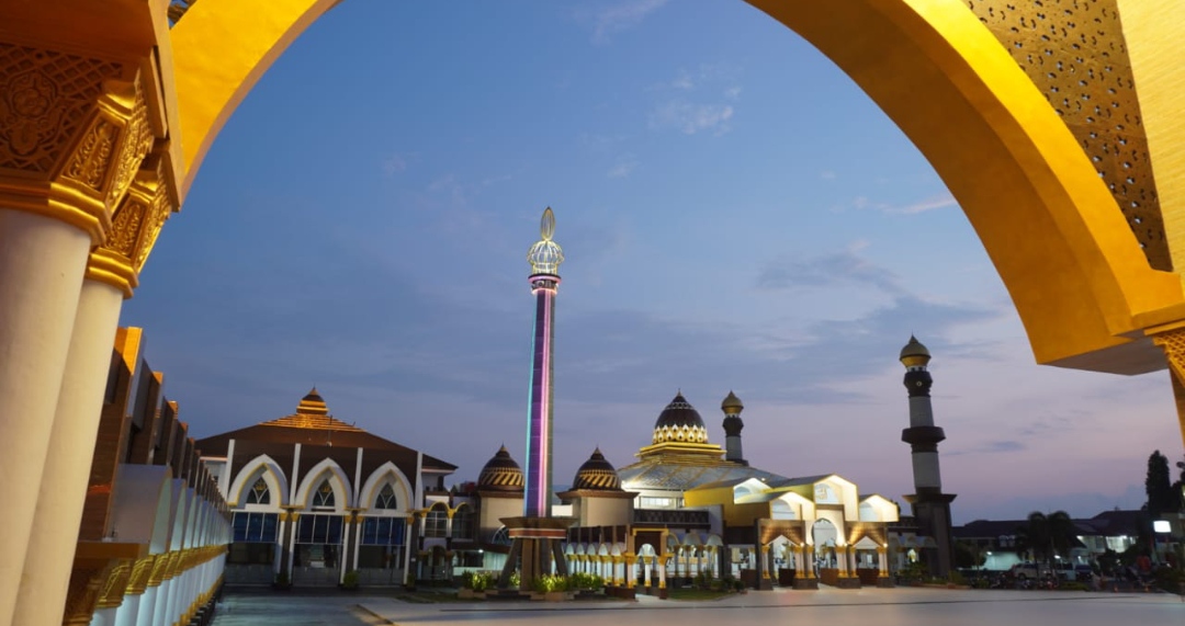 Terus Berbenah, Masjid Raya Baitul Izzah Raih DMI Award