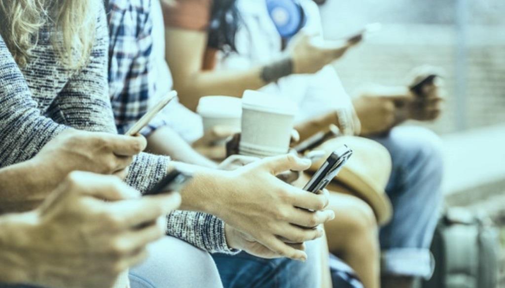 Apa Itu Budaya Digital?