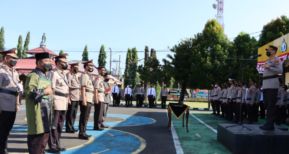 Polres BU Gelar Upacara Sertijab PJU dan Kapolsek Jajaran