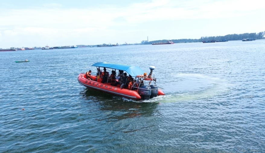 Tim Gabungan Masih Cari Warga Tenggelam di Lentera Merah