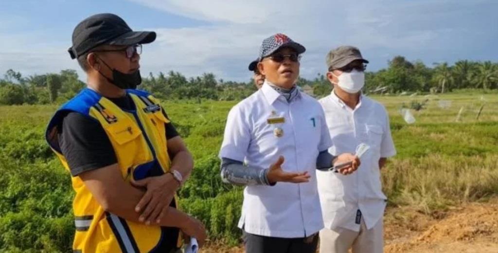Bupati Gusnan Tinjau Lokasi Rencanan Pembangunan Danau Tebat Gelumpai