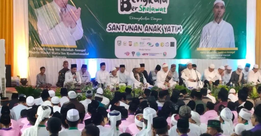 Rabithah Alawiyah Bengkulu Gelar Tabligh Akbar dan Santunan Anak Yatim