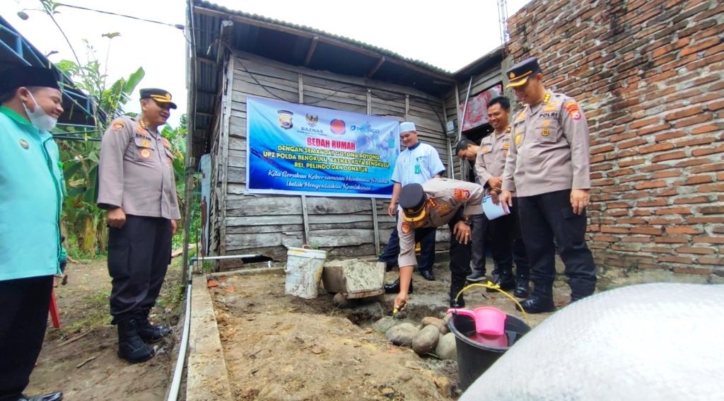 Polda Bengkulu Kembali Bedah Rumah Warga Kurang Mampu