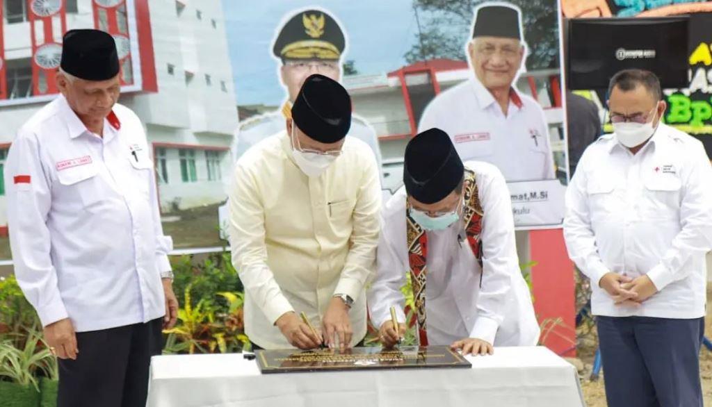 Gubernur Rohidin Dampingi JK Resmikan Markas PMI