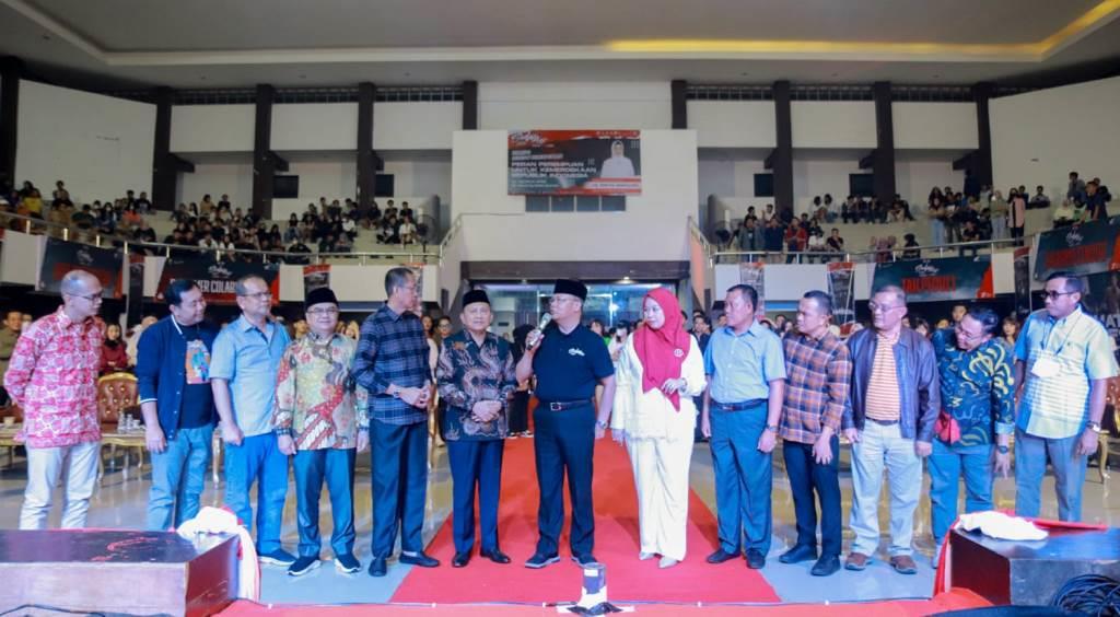 Gubernur Sampaikan Semangat Juang ke Anak Muda di Sedasi Fest