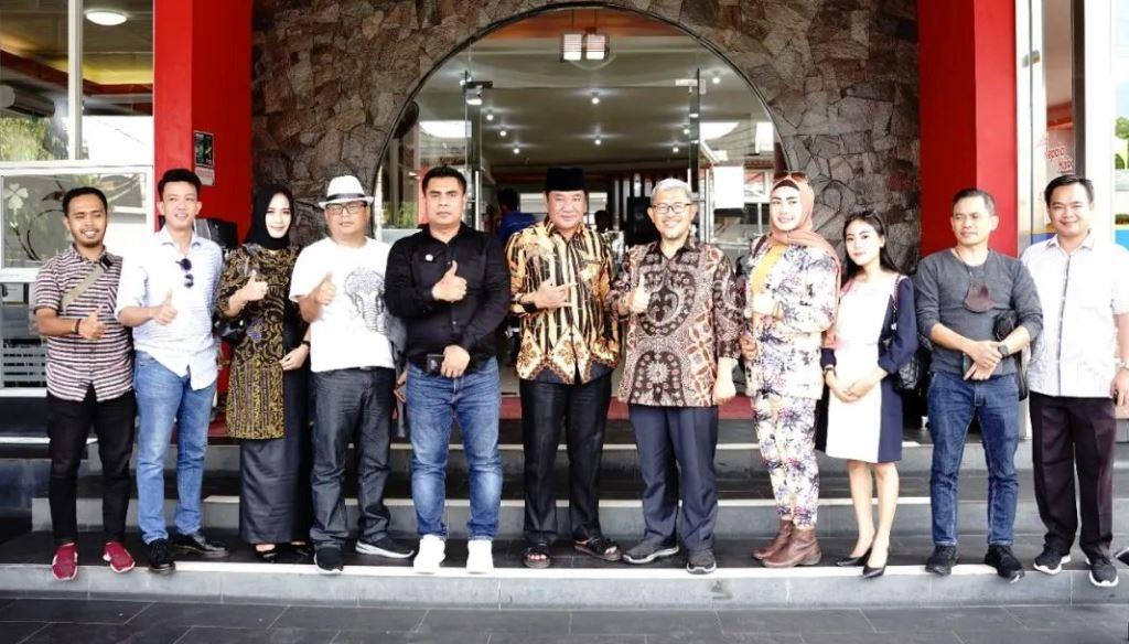 Wagub Rosjonsyah Bertemu Mantan Gubernur Jabar Bahas Investasi Kopi