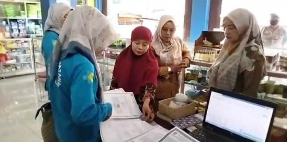 Tindaklanjuti SE Kemenkes, Dinkes Seluma Pantau Sejumlah Apotek