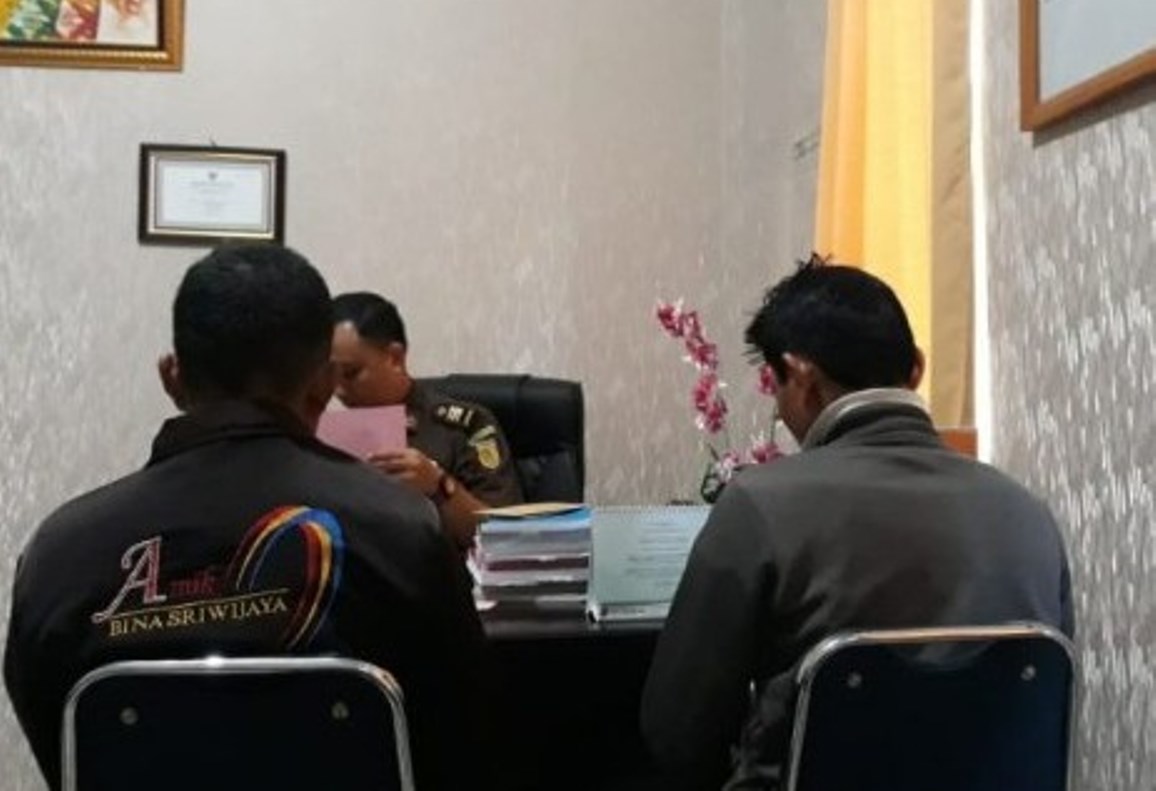 Tersangka Korupsi Dana Desa Padang Genting Kembalikan Uang Rp 49 Juta