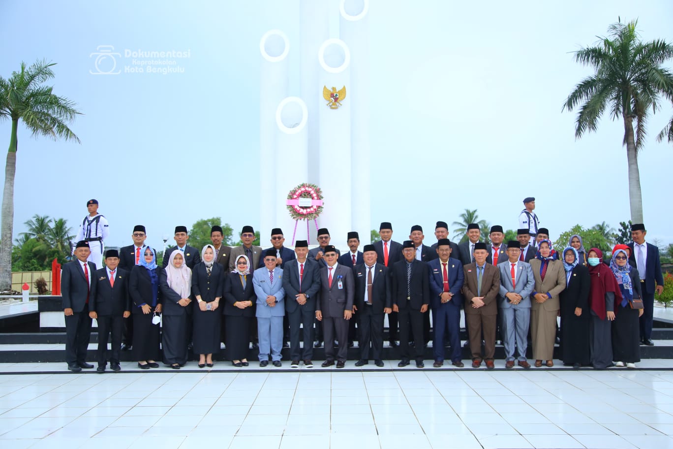 Dinas Sosial Kota Bengkulu Lakukan Upacar Hari Pahlawan di Taman Makam Pahlawan