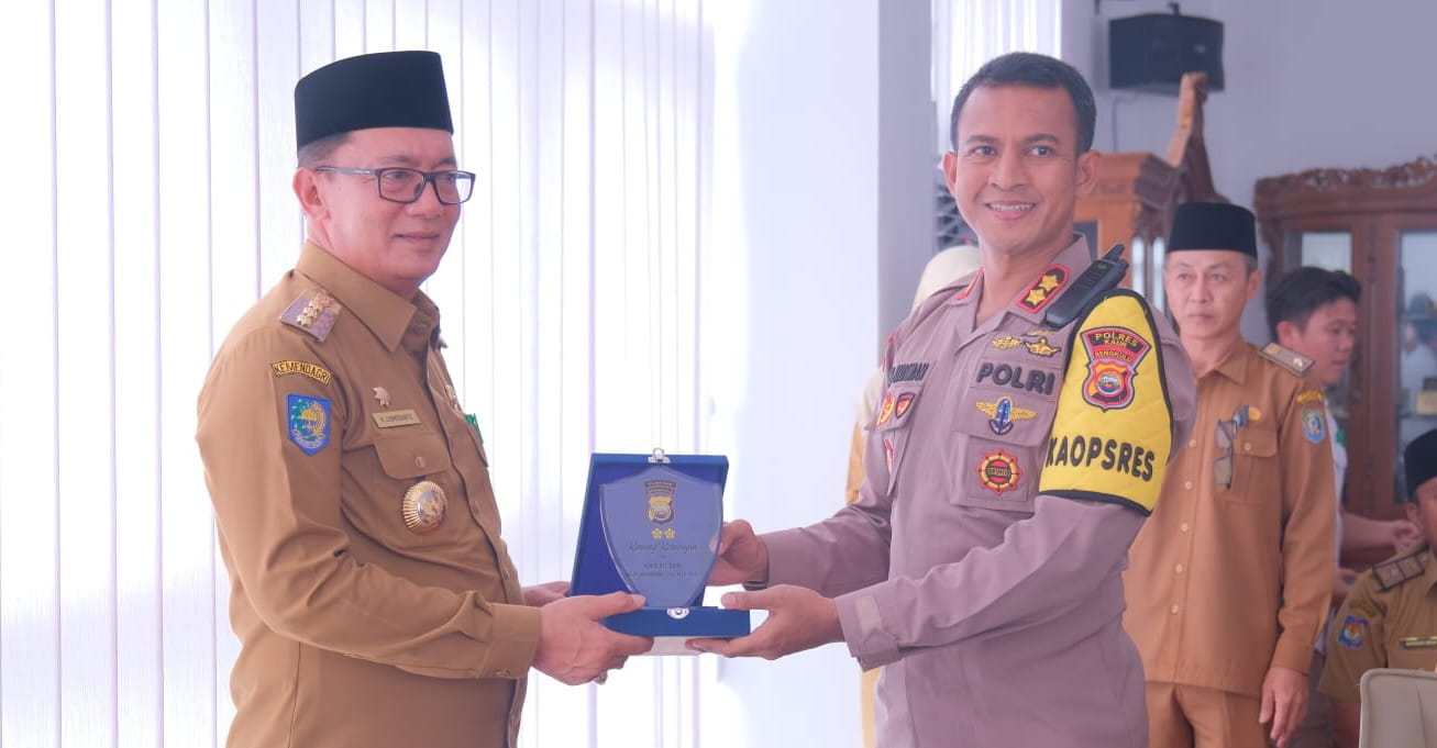 Bupati Lismidianto Terima Kunjungan Kapolres Kaur