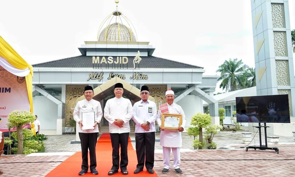 Alif Lam Mim Jadi Nama Baru Masjid Kantor Gubernur Bengkulu