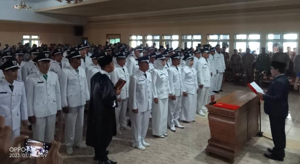 Bupati Kopli Ansori Lantik 65 Pjs Kades