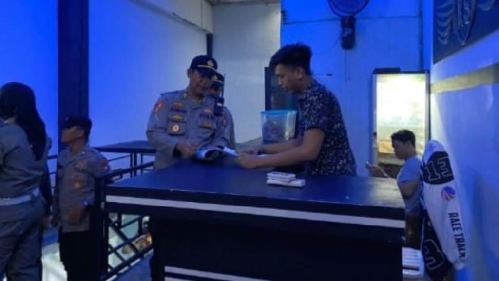Razia Warem dan Karaoke, Polres BS Amankan 7 Wanita Malam dan 10 Unit Motor