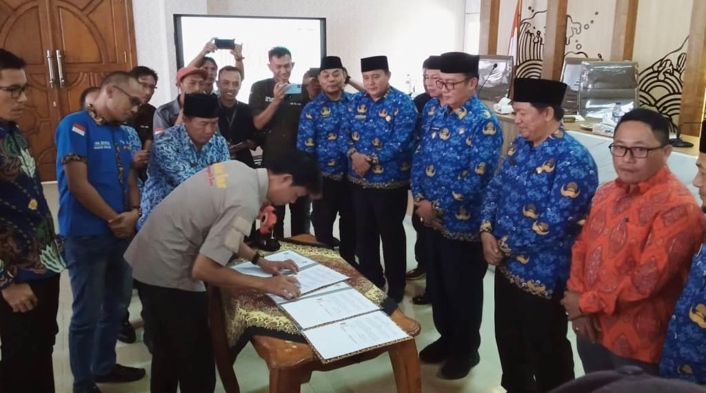 Pemkab Kaur Tandatangani MoU dengan Media Massa