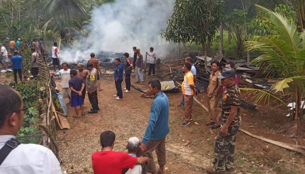 Terbakar Hebat, Rumah Warga Seluma Rata dengan Tanah