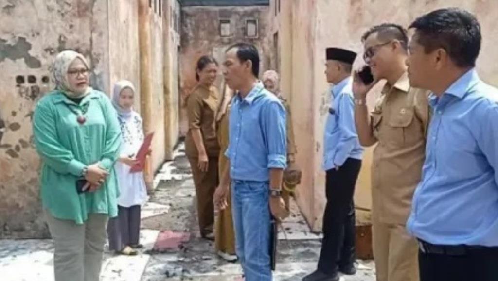 Dewan Kota Sidak Kantor Camat Ratu Agung
