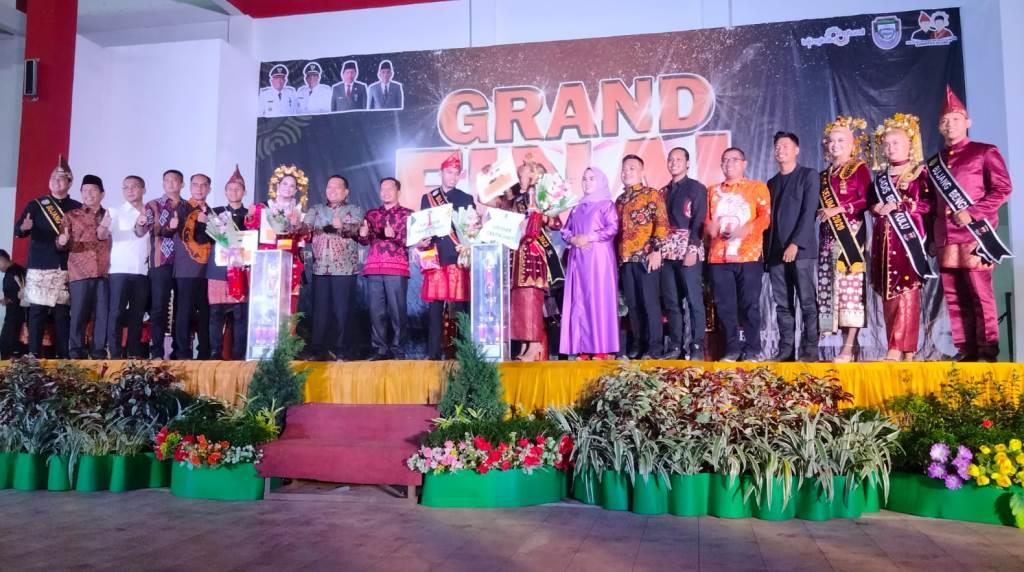 Grand Final Bujang Gadis Seluma, Bupati Erwin Ajak Kontestan Tanamkan Rasa Bangga dengan Budaya Daerah