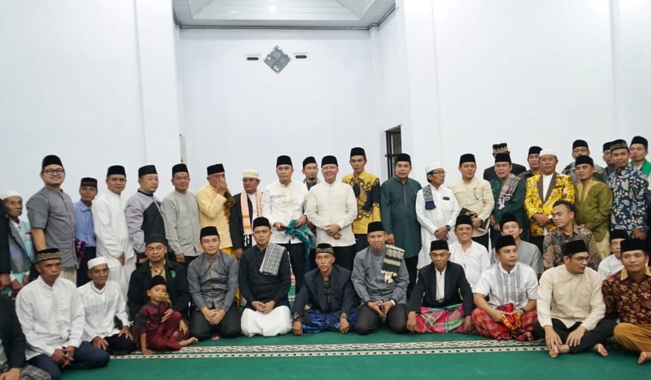 Safari Ramadan, Gubernur Rohidin Apresiasi Semangat Masyarakat Makmurkan Masjid