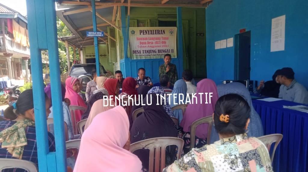 Pemdes Tanjung Bunga 2 Salurkan BLT-DD Tahap 1, Rp 900 Ribu per KPM