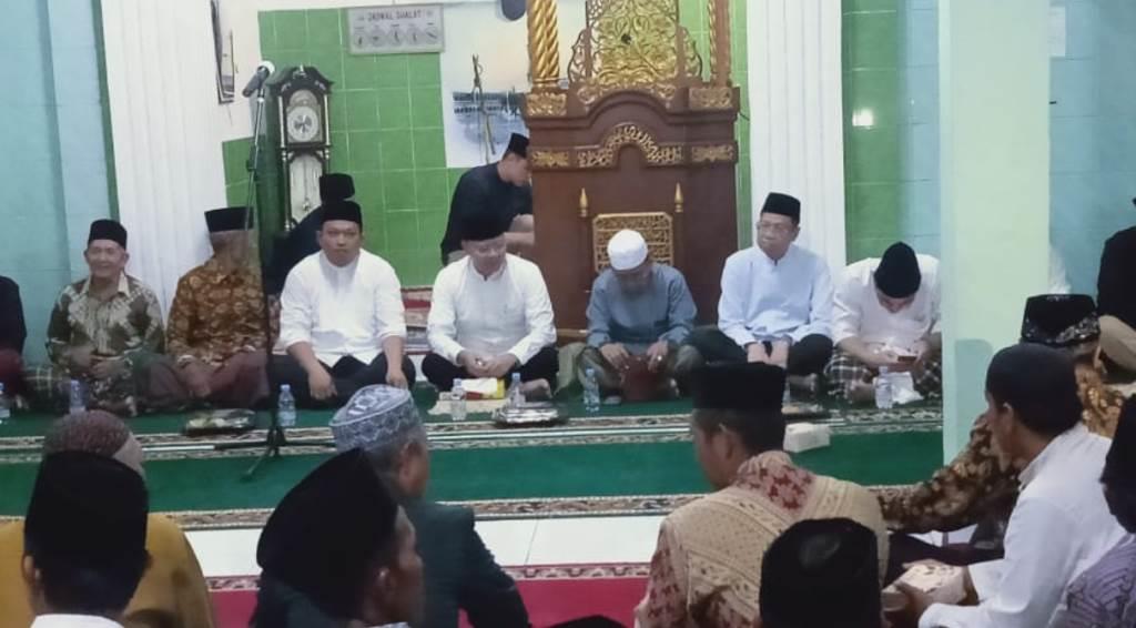 Safari Ramadan, Ketua Komisi I DPRD Kabupaten Seluma Ucapkan Terima Kasih Kepada Gubernur