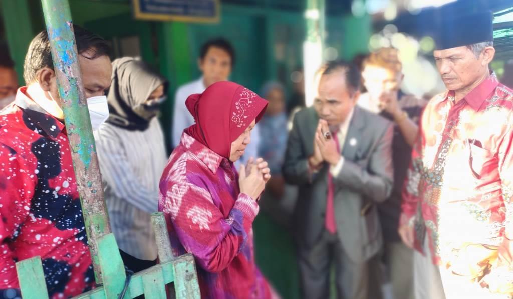 Ditemui Mensos Tri Risma, Anak Korban Perkosaan Dijamin Pendidikan hingga Sarjana