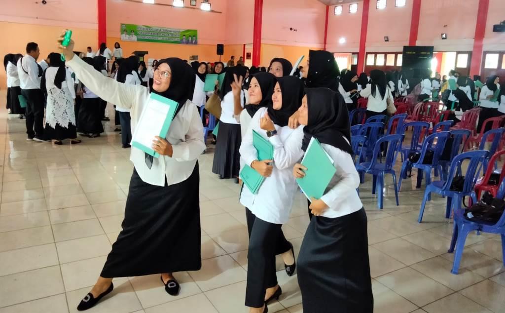 4 Bulan Menanti, Ratusan PPPK Nakes Seluma Akhirnya Sumringah Terima SK