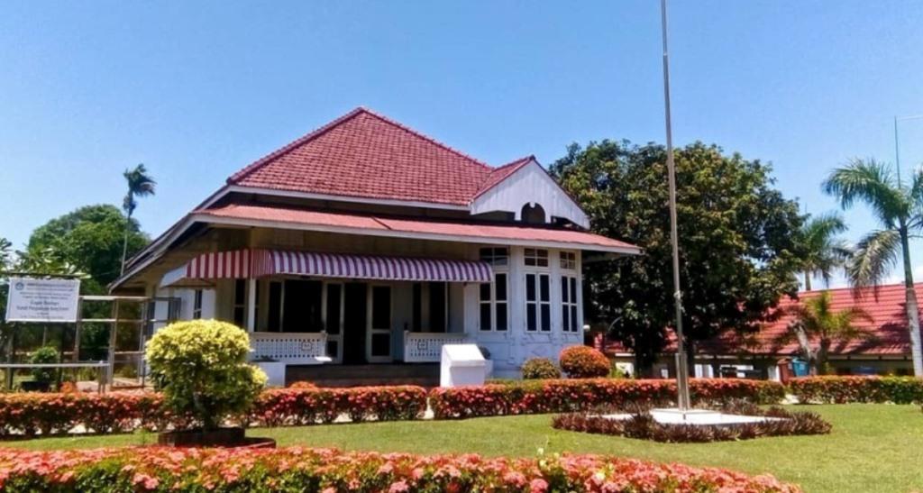 Rumah Pengasingan Bung Karno di Bumi Rafflesia