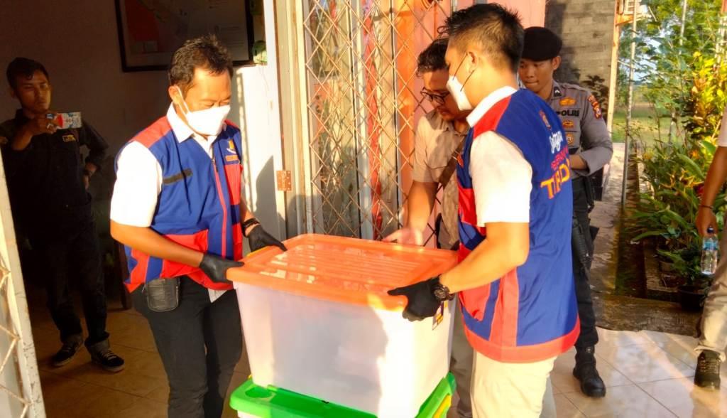 Polda Bengkulu Sita 3 Boks Dokumen dari Kantor BPBD dan BKD Seluma