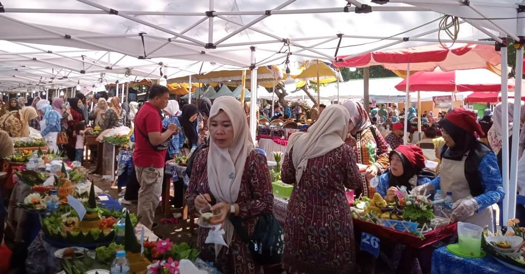 Ribuan Wisatawan Luar Daerah, Ramaikan Festival Gurita Kaur 2023