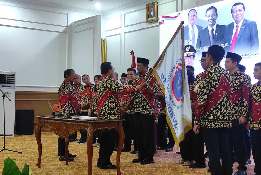 IKA-UII Bengkulu Resmi Dilantik, Siap Berkiprah Membangun Bangsa dan Daerah
